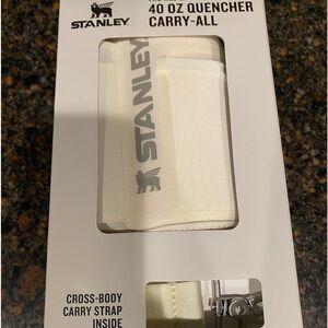 Stanley All Day 40 oz Quencher Carry-All